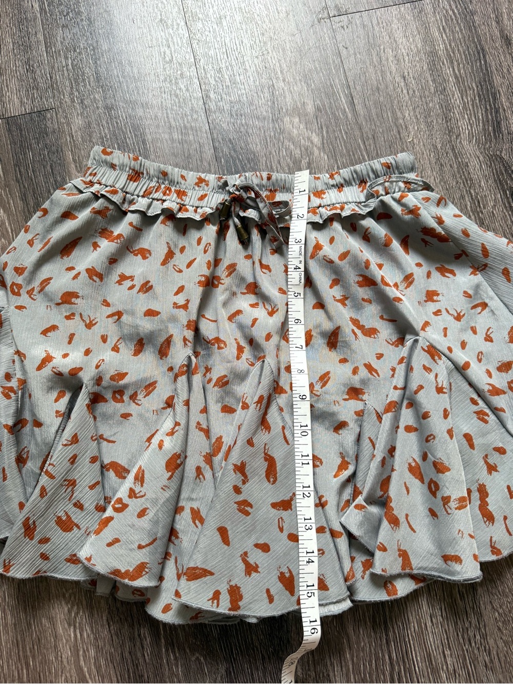 entro Gray Circle Skirt with Rust Orange Fleck Print